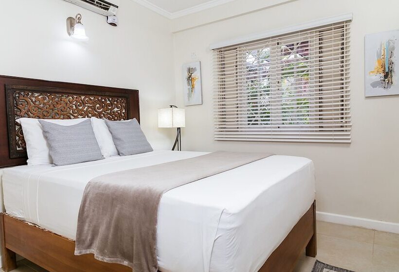 اقامتگاه Aquahaven Retreat In Kingston