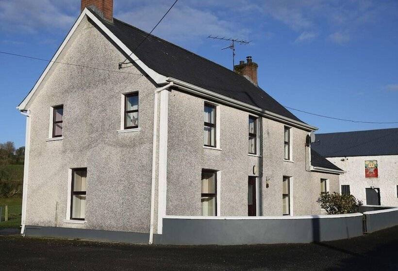 レジデンス Farmhouse Near Newtownstewart 3 Bedrooms