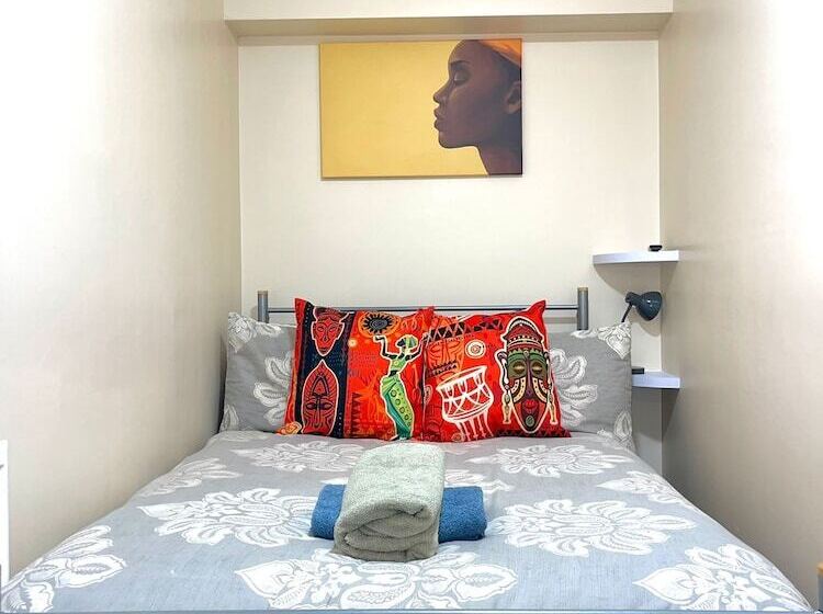 Rezydencja Impeccable Spacious 6 Bed House In Romford