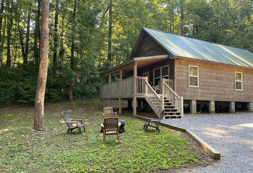 Tranquil Valley Retreat