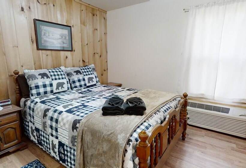 Tranquil Valley Retreat