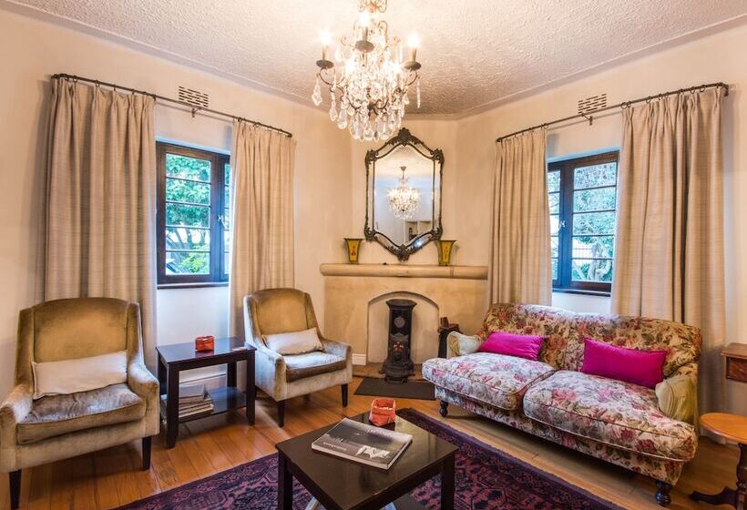 住宿加早餐  Albarosa Guesthouse