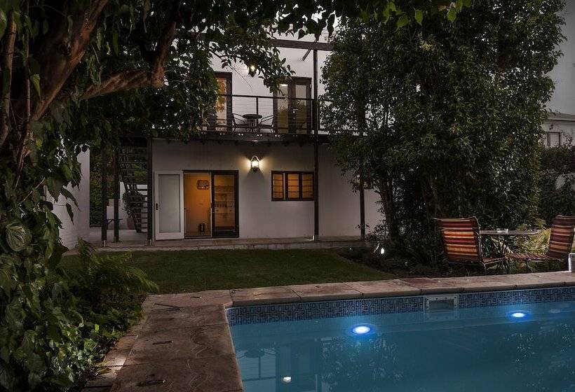 住宿加早餐  Albarosa Guesthouse