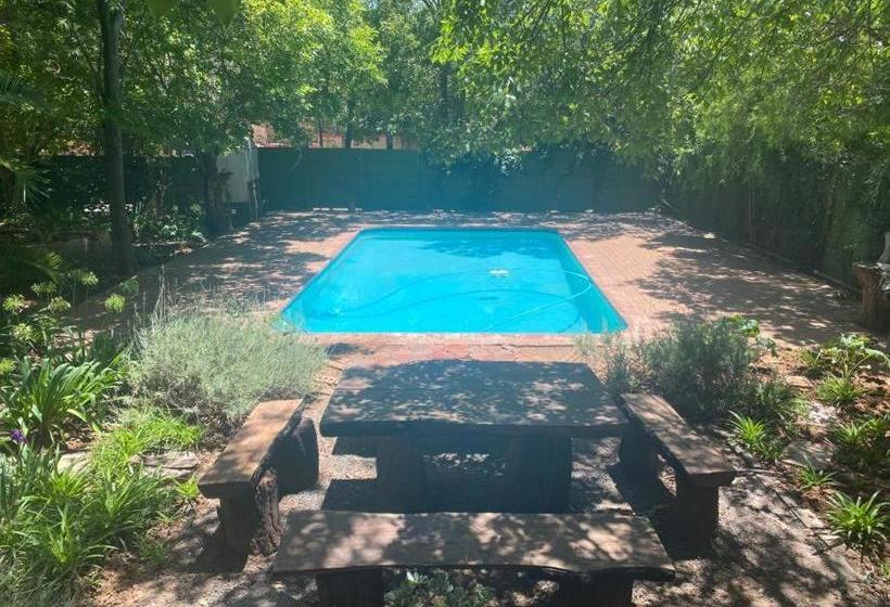 צימר Boutique@milner Guesthouse