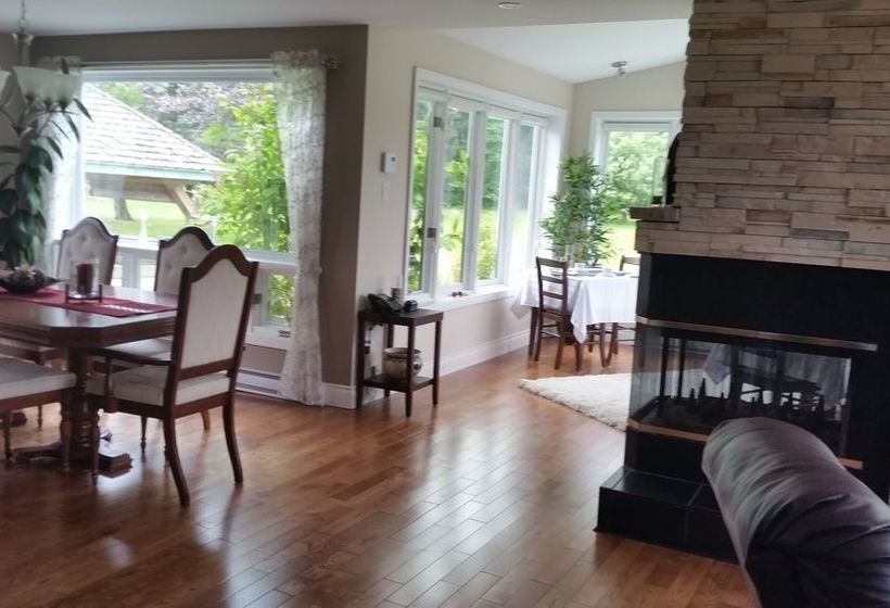 민박 Domaine De La Pomme D Api