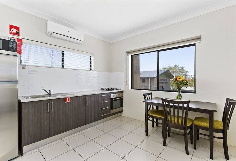 Blackwater Central Motel