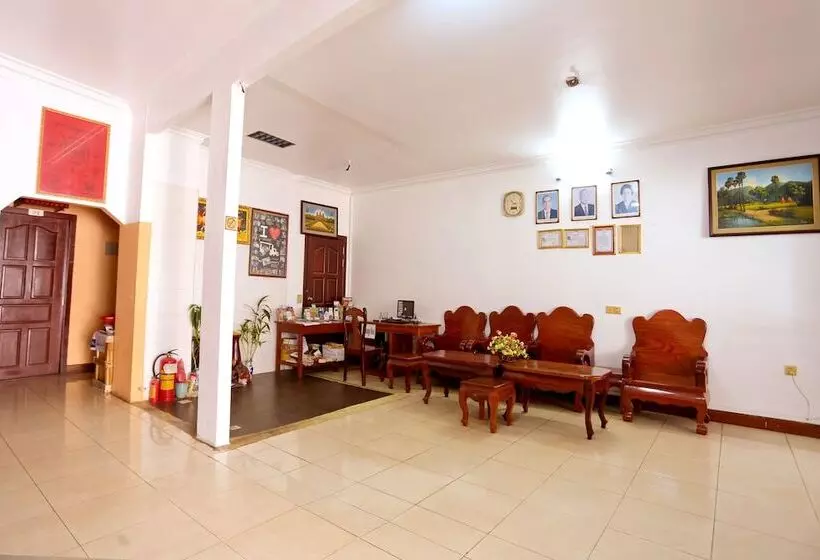 Hang Tep Hostel