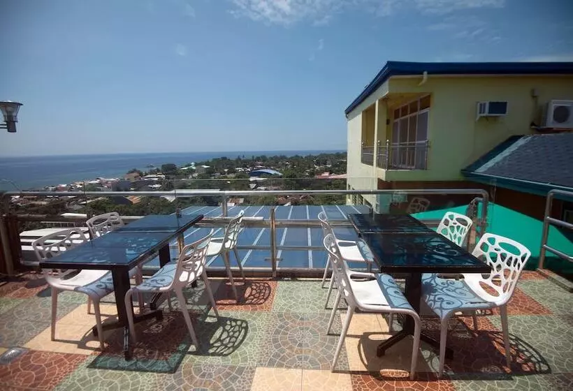 ホテル C & L Bay View Inn