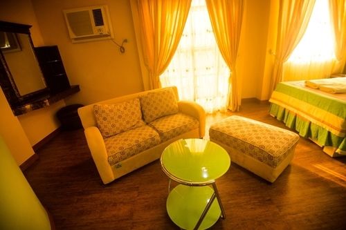 Отель C & L Seaview