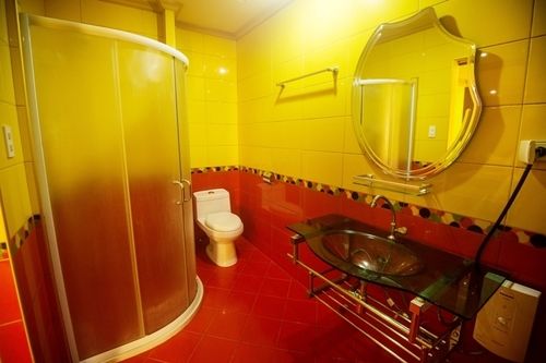 Отель C & L Seaview