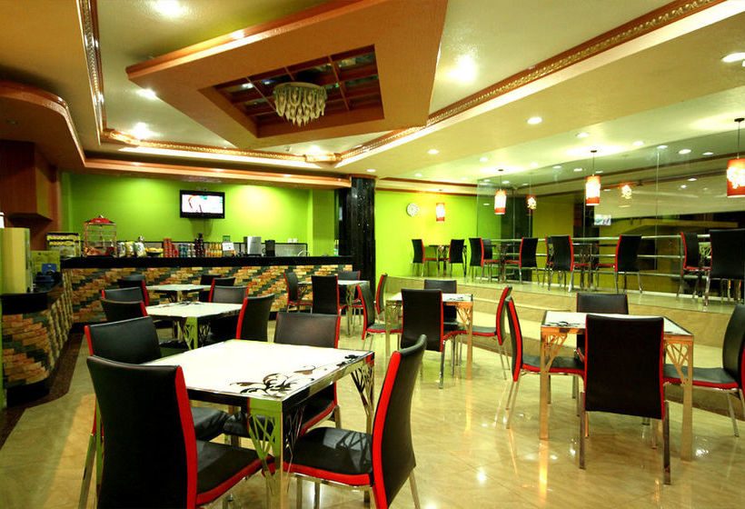 Отель C & L Seaview