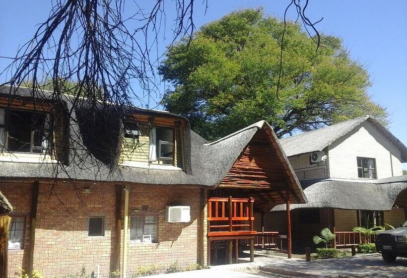 هتل Enviro Villa Luxury Inn