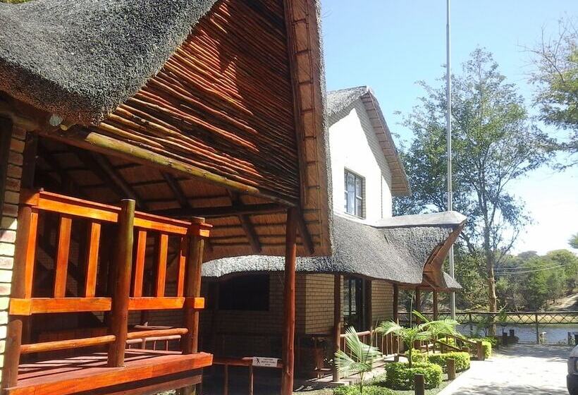 هتل Enviro Villa Luxury Inn