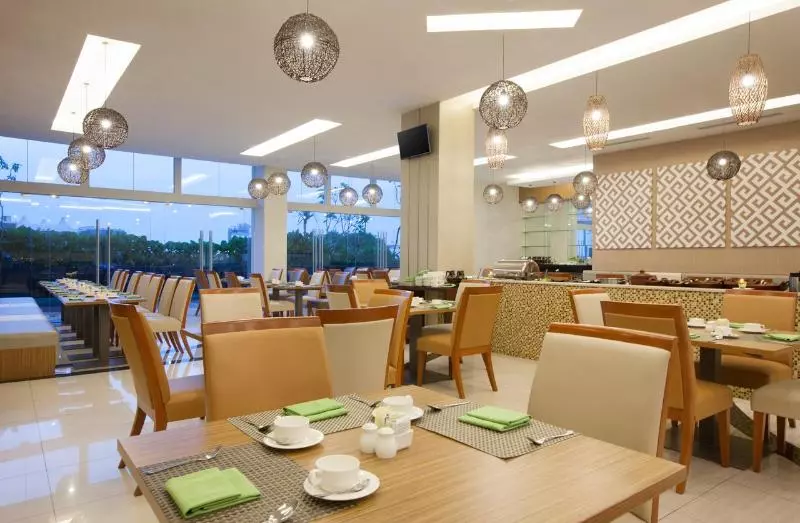 Hotelli Santika Radial Palembang