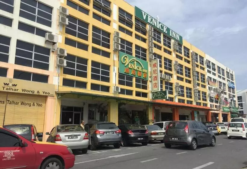 Hotelli Venice Inn