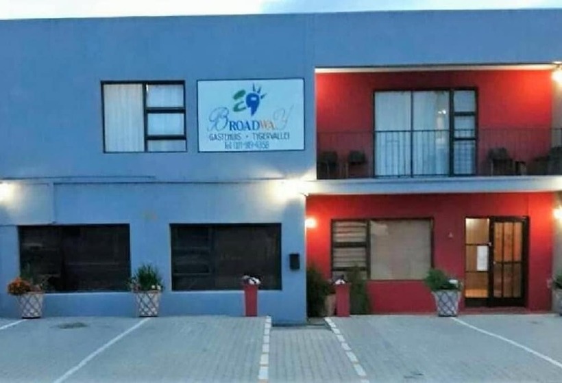 פנסיון Broadway Tygervalley House