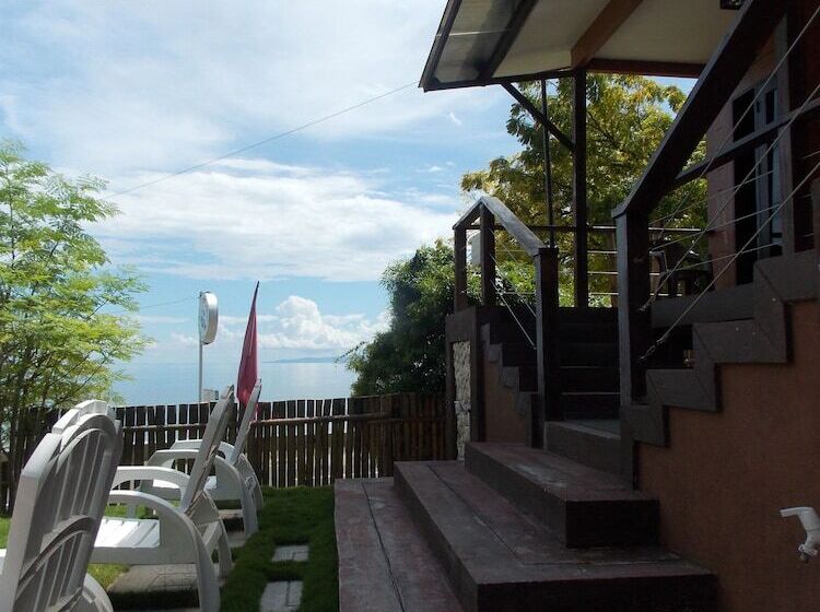 پانسیون 24/7 Lantawan Resort