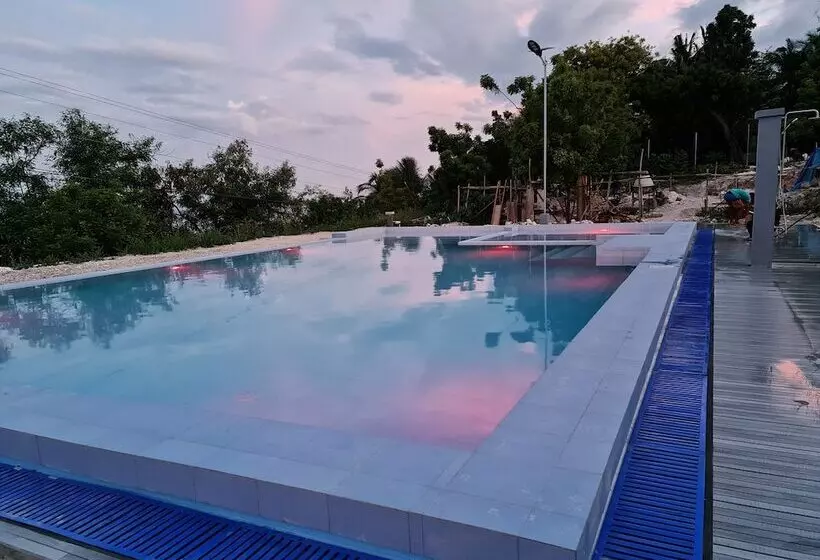 Majatalo 24/7 Lantawan Resort