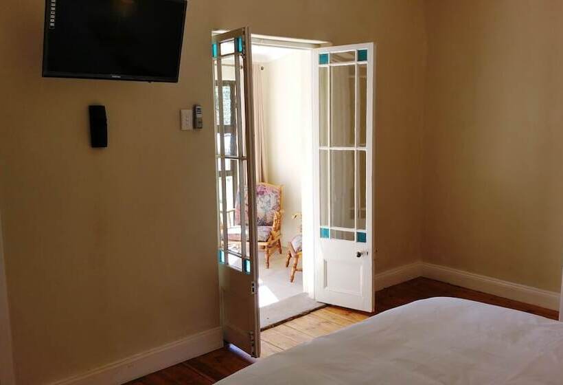 פנסיון Nguni Country Lodge