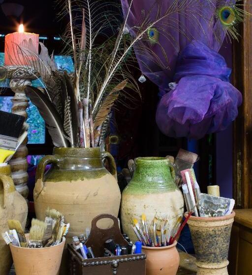 ペンション The Art Guesthouse