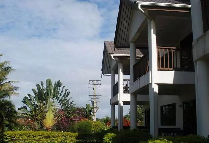 Shalini Garden Hotel & Apartments