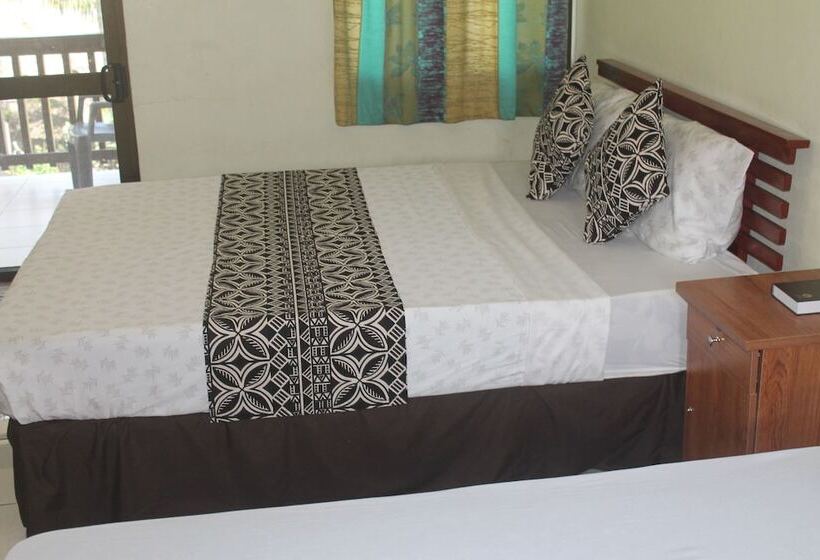 Shalini Garden Hotel & Apartments