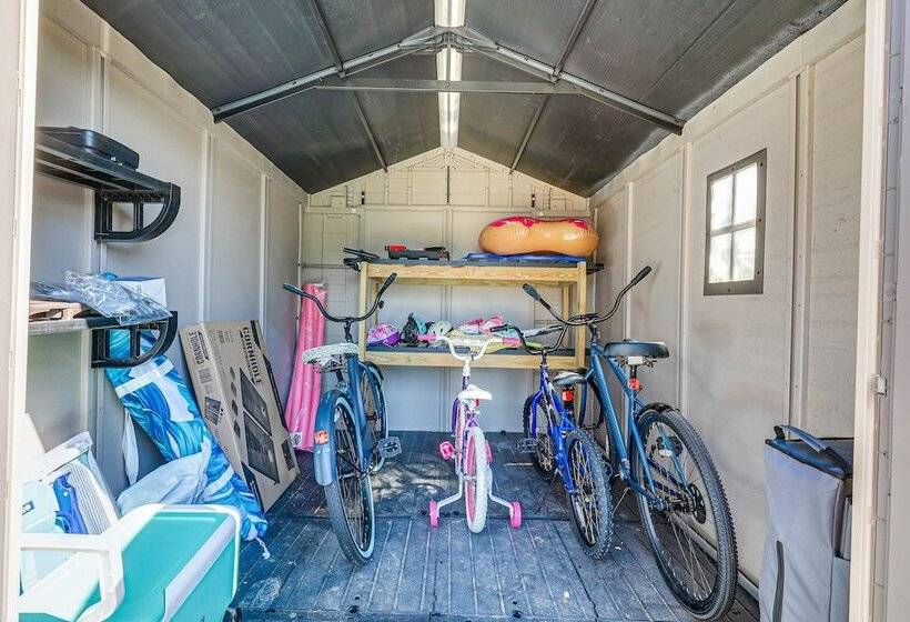 Apollo Beach Oasis: Lanai + Heated Pool!