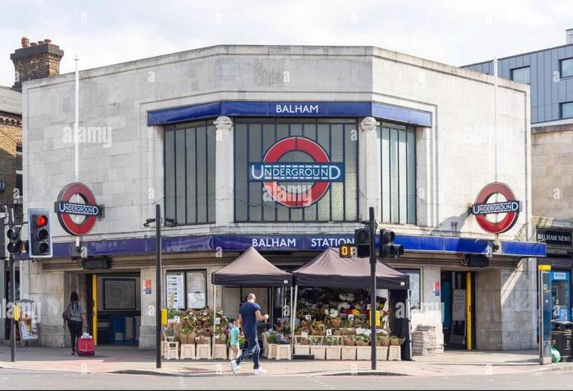 Balham, South London Spacious Guest House 2