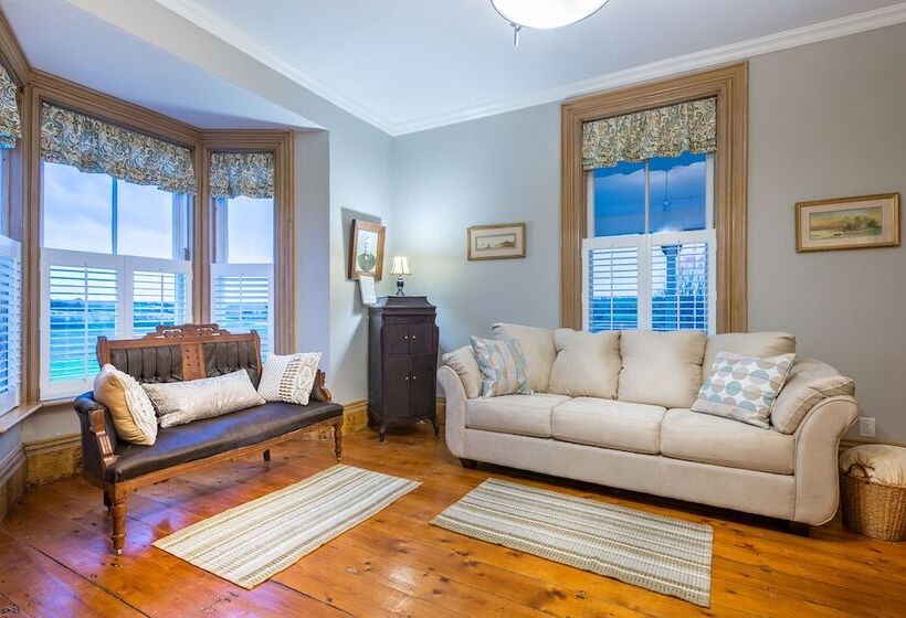 Bed & Breakfast Montgomery Inn Ingleside