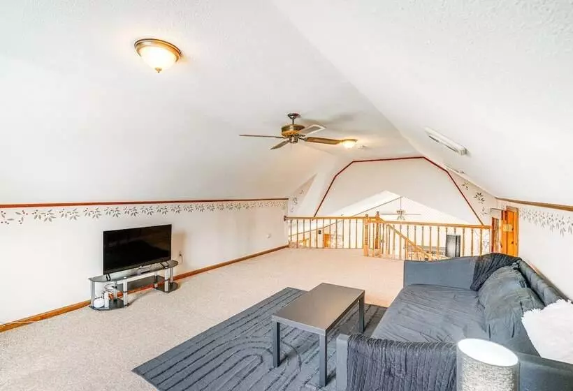 Bennington Home W/ Deck ~ 5 Mi To Bald Mountain!