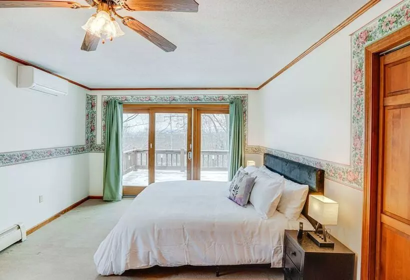 Bennington Home W/ Deck ~ 5 Mi To Bald Mountain!