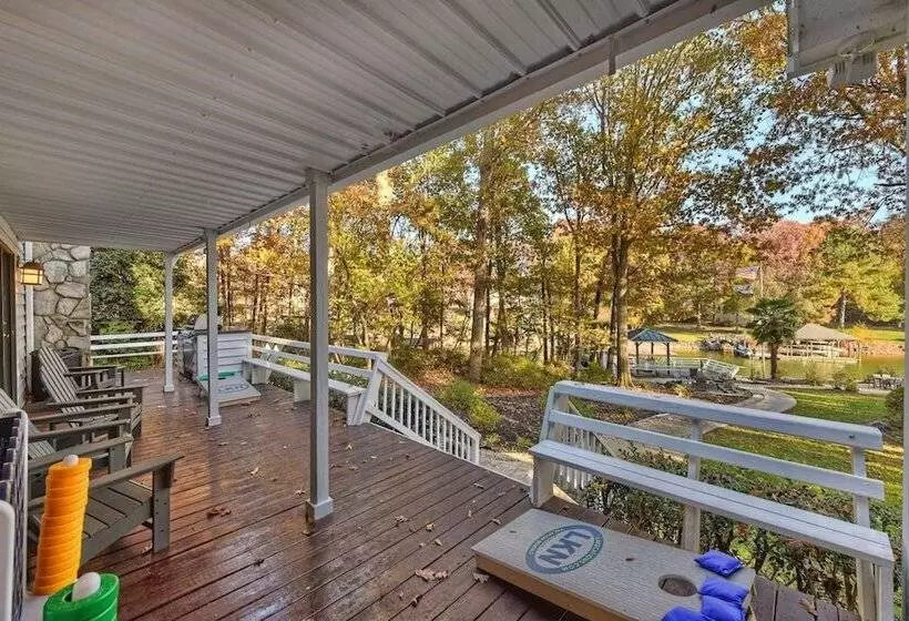 Blades Trail   Shore To Please