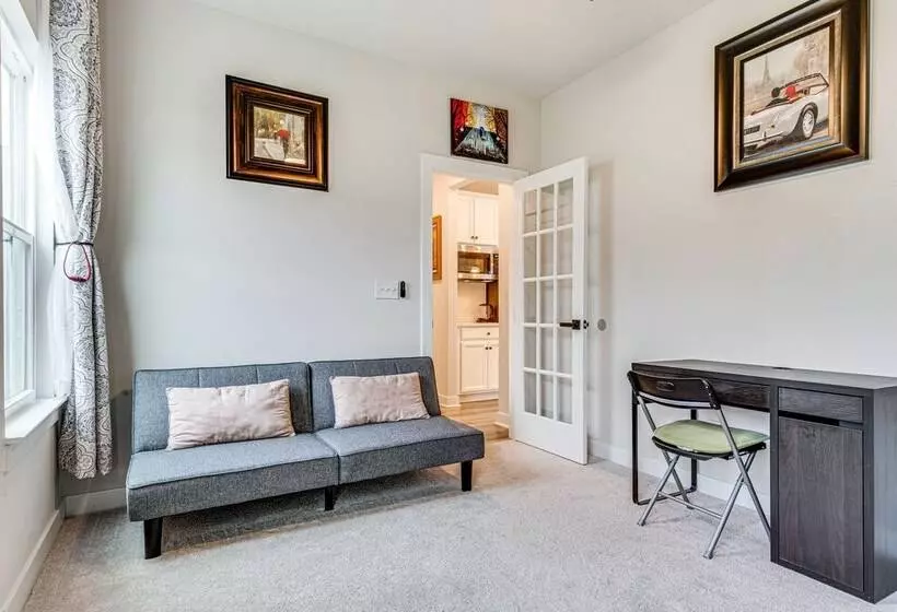 Bright Plainfield Home ~ 14 Mi To Indianapolis!