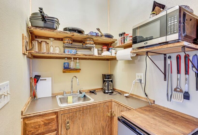 Bunkhouse Cabin In The Woods Of Cascade, Id