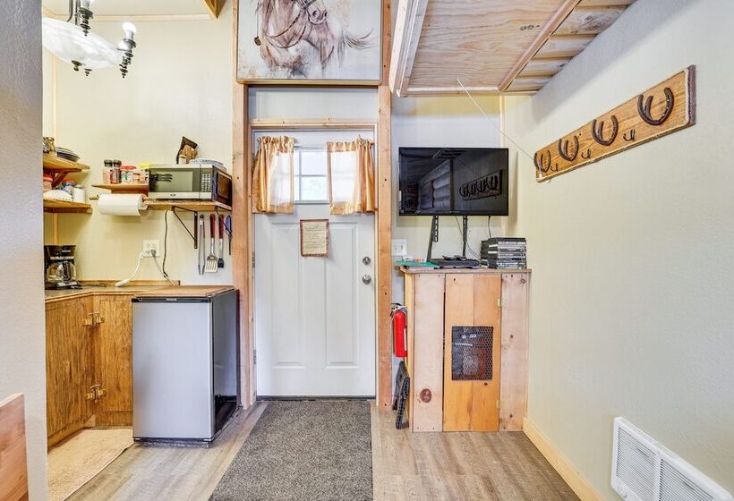 Bunkhouse Cabin In The Woods Of Cascade, Id