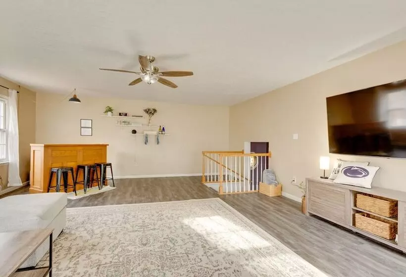 Charming State College Home   4 Mi To Psu!