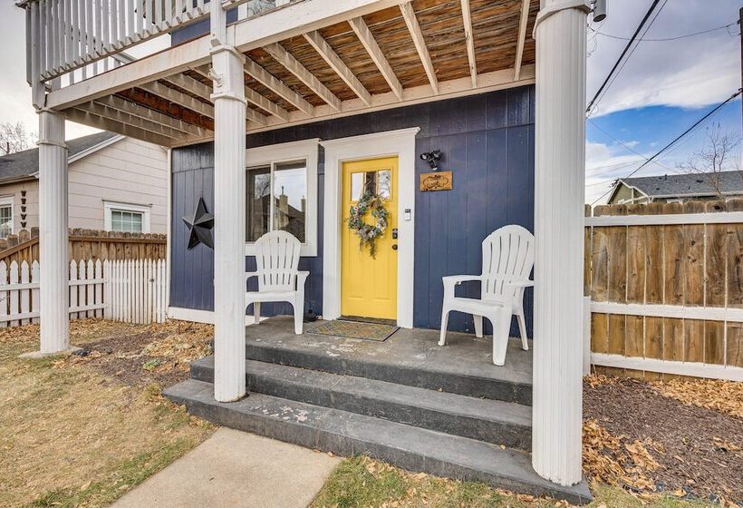 Colorado Springs Home: Balcony W/ Mountain Views!