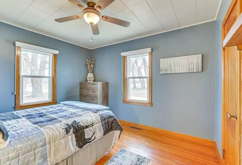 Comanche County Home Near Hunting & Fishing!