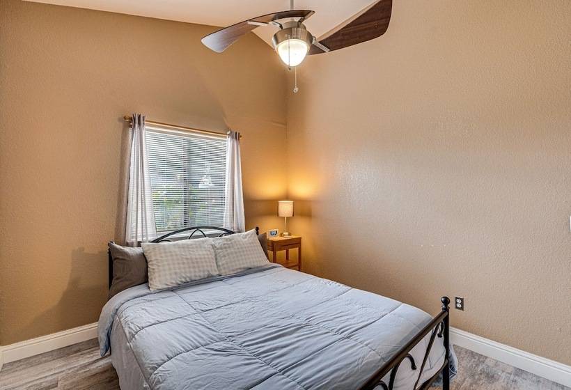 Cozy Antelope Home ~ 14 Mi To Sacramento!