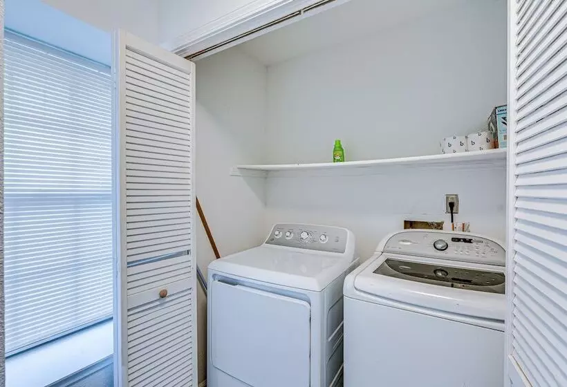 Cozy Antelope Home ~ 14 Mi To Sacramento!