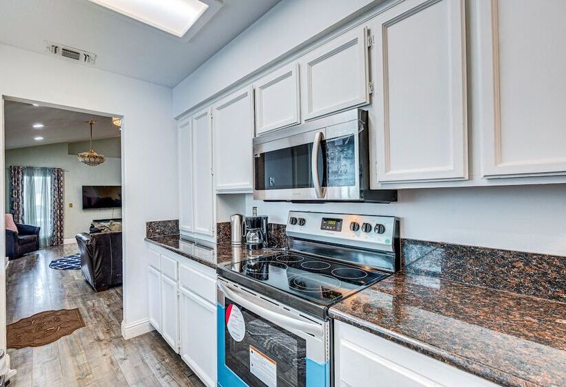 Cozy Antelope Home ~ 14 Mi To Sacramento!