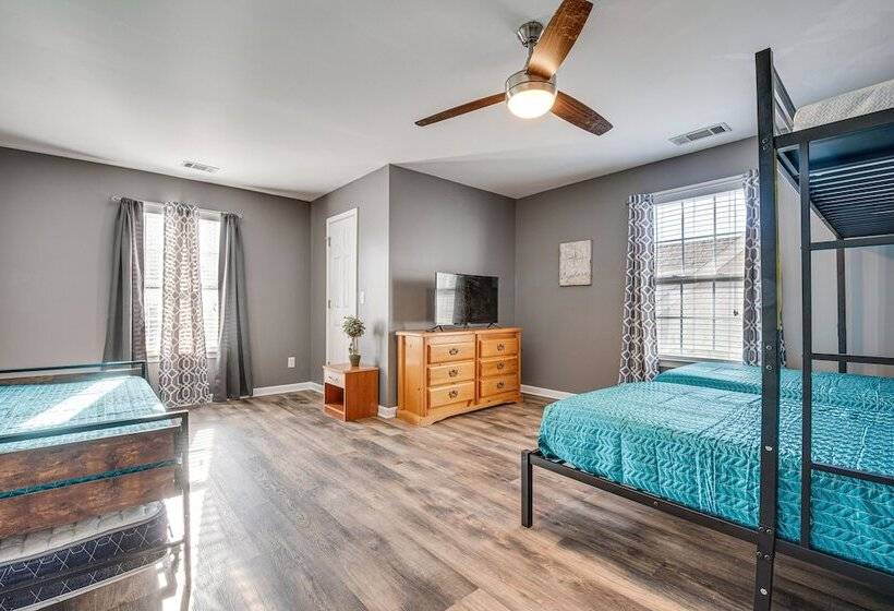 Cozy Georgia Retreat W/ Patio, Grill & Pool Access