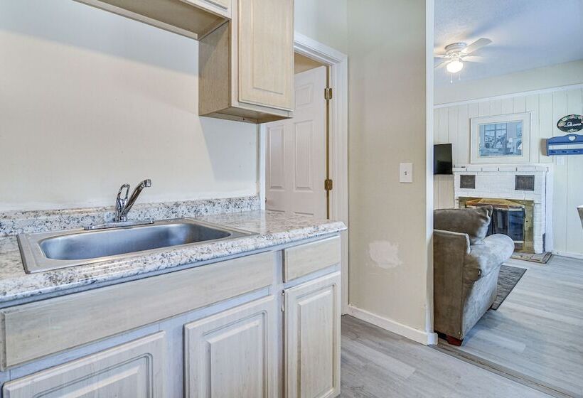 Single Story Cottage In Glen W/ Deck & Near Skiing