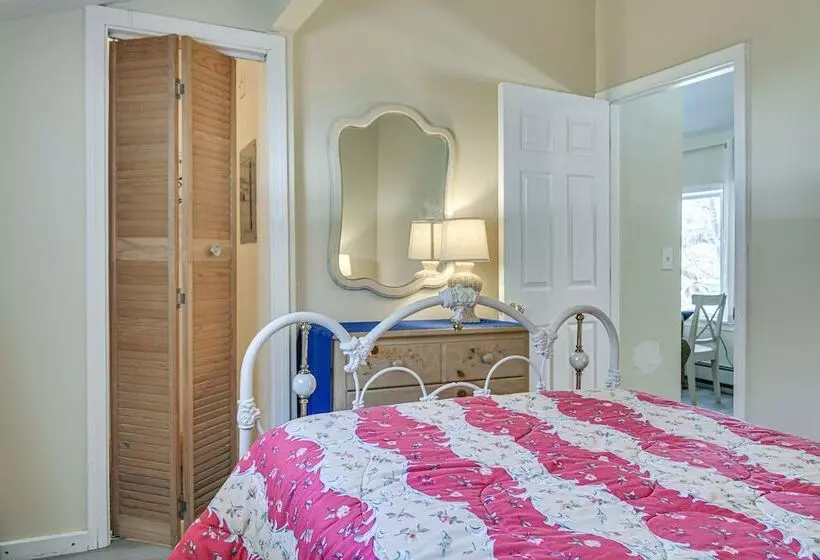 Single Story Cottage In Glen W/ Deck & Near Skiing