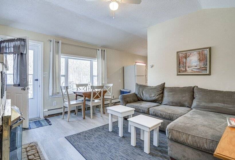 Single Story Cottage In Glen W/ Deck & Near Skiing