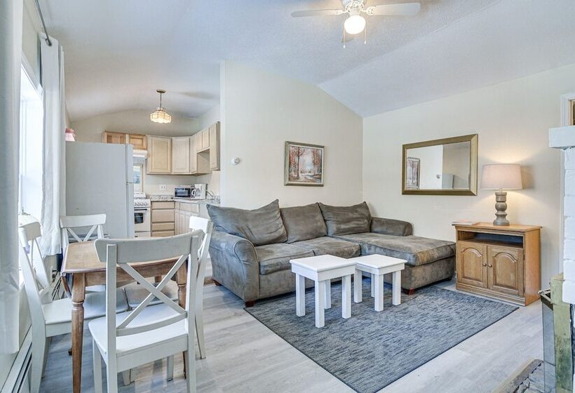 Single Story Cottage In Glen W/ Deck & Near Skiing