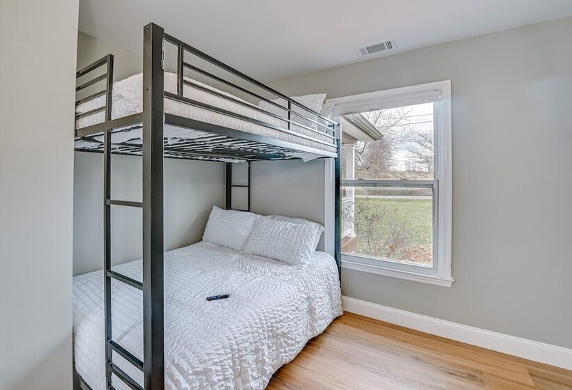 Danville Herrington Lake Retreat W/ Deck & Hot Tub