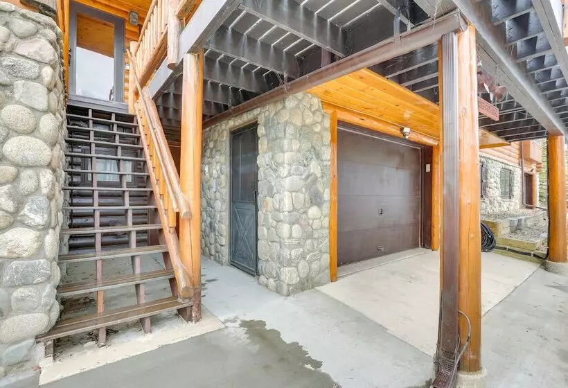 Lake & Mtn Views: Spectacular Grand Lake Home