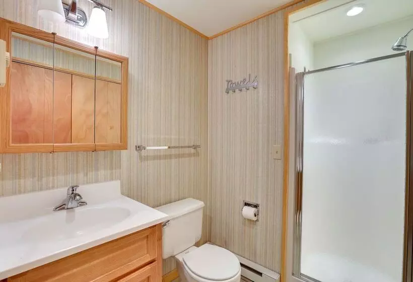 Lake & Mtn Views: Spectacular Grand Lake Home