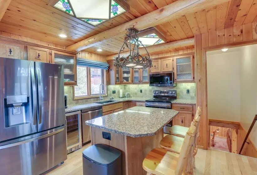 Lake & Mtn Views: Spectacular Grand Lake Home